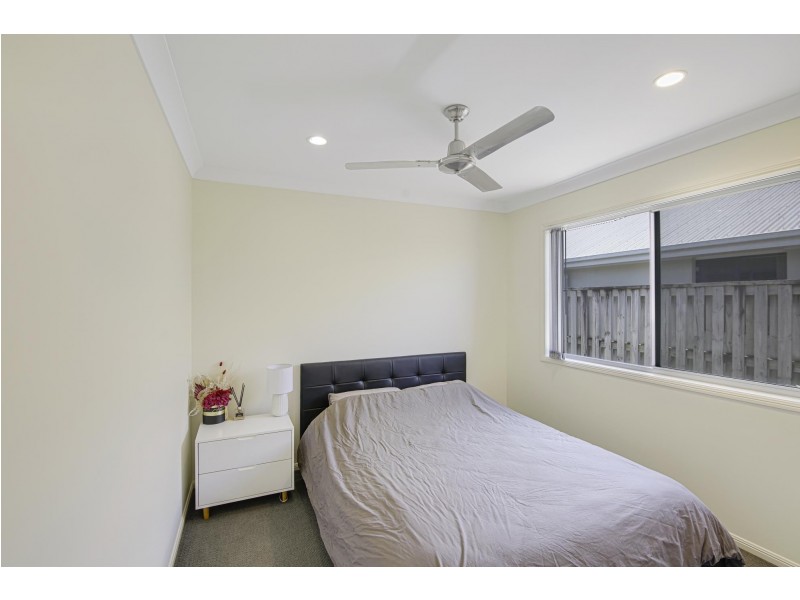55 Scarborough Circuit, Blacks Beach QLD 4740