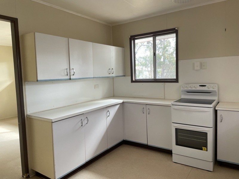 24 Winterer Crescent, Dysart QLD 4745