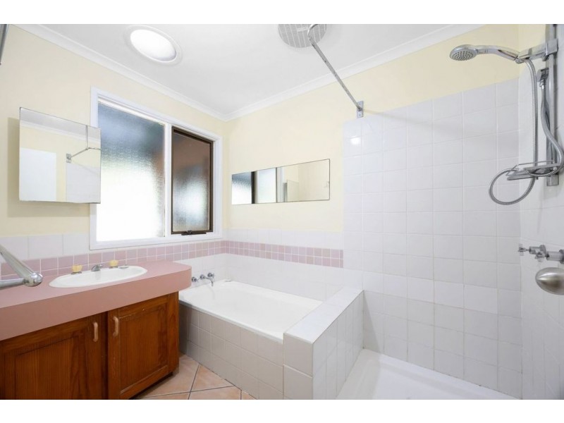 122 Shoal Point Road, Bucasia QLD 4750