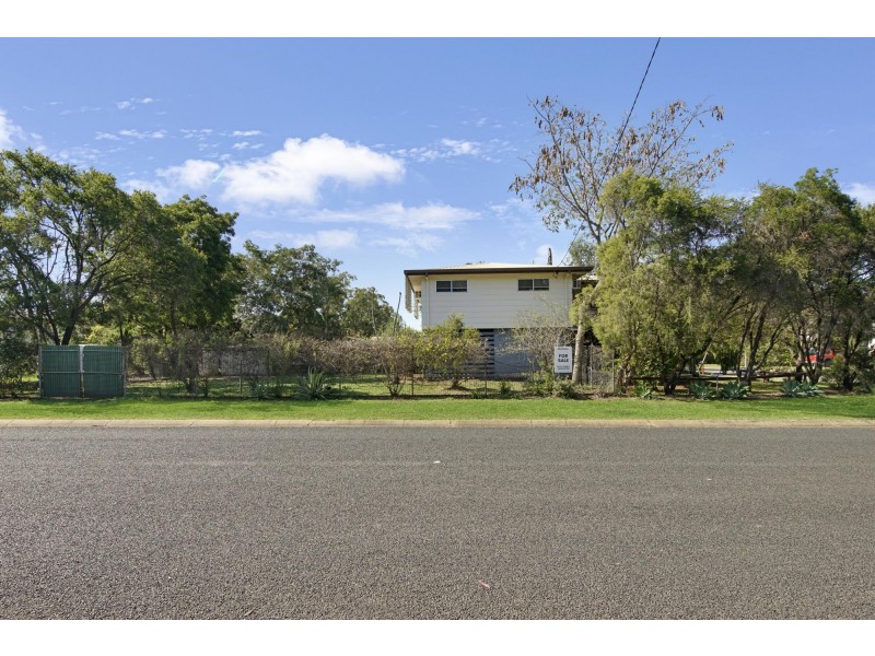6 Powell Street, Dysart QLD 4745