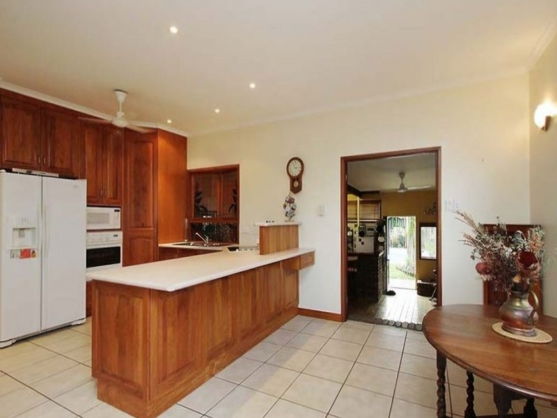 24a Binnington Esplanade, East Mackay QLD 4740