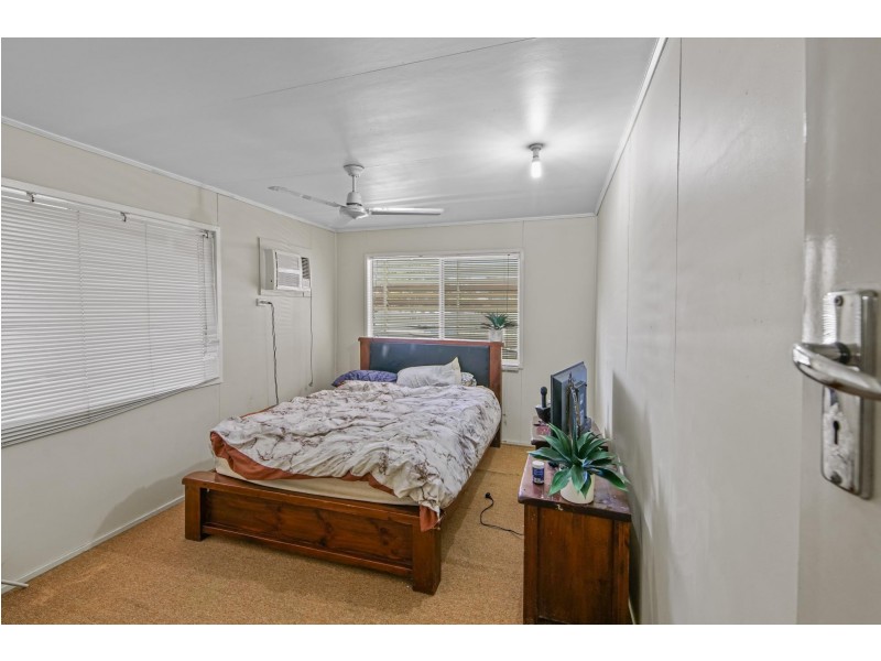 8 Macdonald Street, Dysart QLD 4745