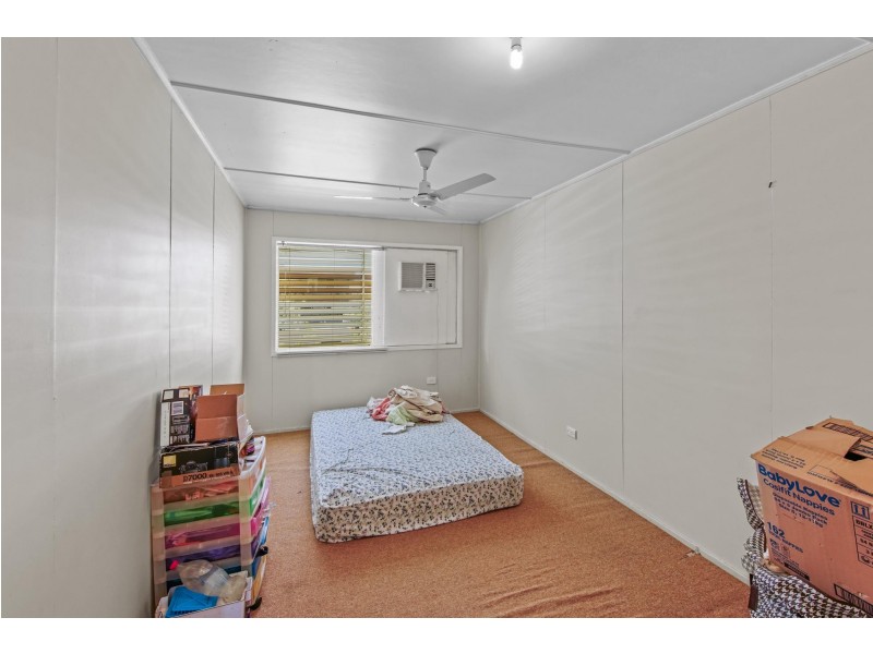 8 Macdonald Street, Dysart QLD 4745