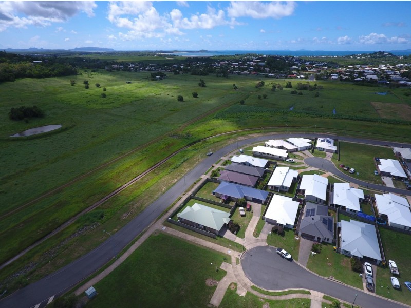 24A Newport Parade, Blacks Beach QLD 4740