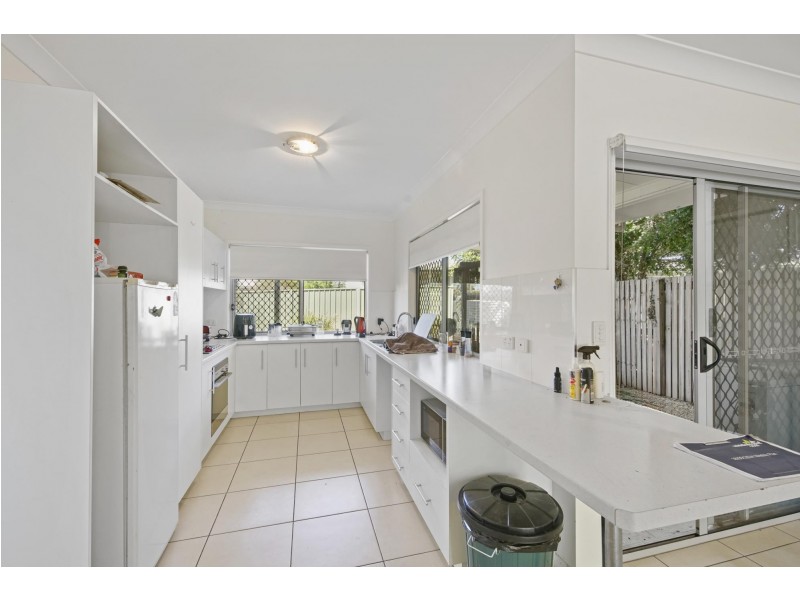 2/1 Matheson Court, Middlemount QLD 4746