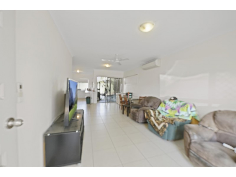 2/1 Matheson Court, Middlemount QLD 4746