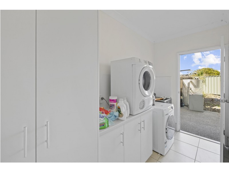 2/1 Matheson Court, Middlemount QLD 4746