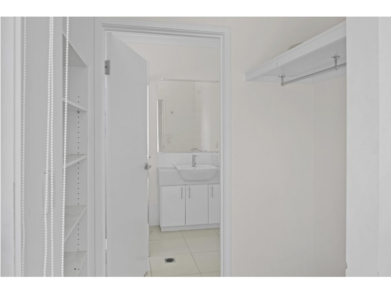 2/1 Matheson Court, Middlemount QLD 4746