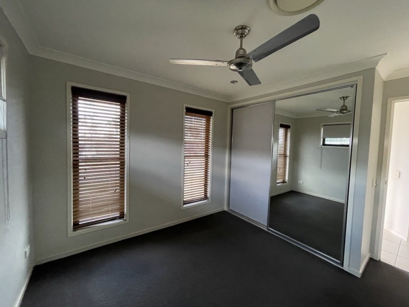 27 Lambert Drive, Moranbah QLD 4744