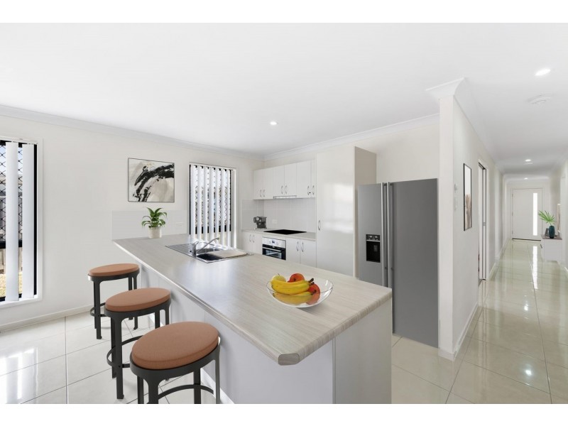 16 Tiller Street, Bucasia QLD 4750