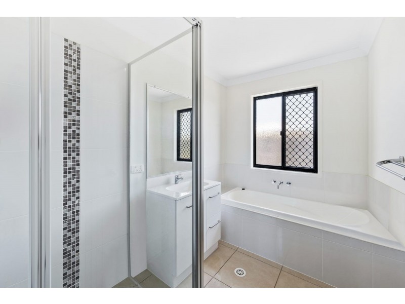 16 Tiller Street, Bucasia QLD 4750