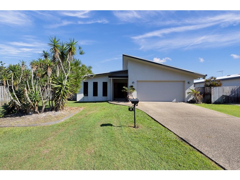 6 Werri Street, Blacks Beach QLD 4740