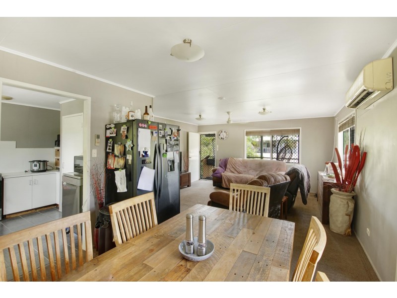 39 Brock Crescent, Dysart QLD 4745