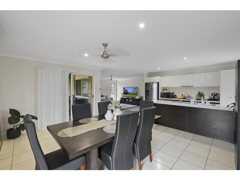 34 Hinze Circuit, Rural View QLD 4740