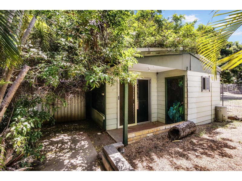 15 Rolfe Street, Moranbah QLD 4744