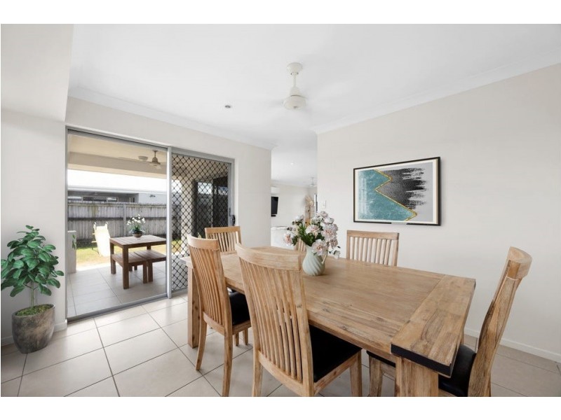 8 Westaway Crescent, Andergrove QLD 4740