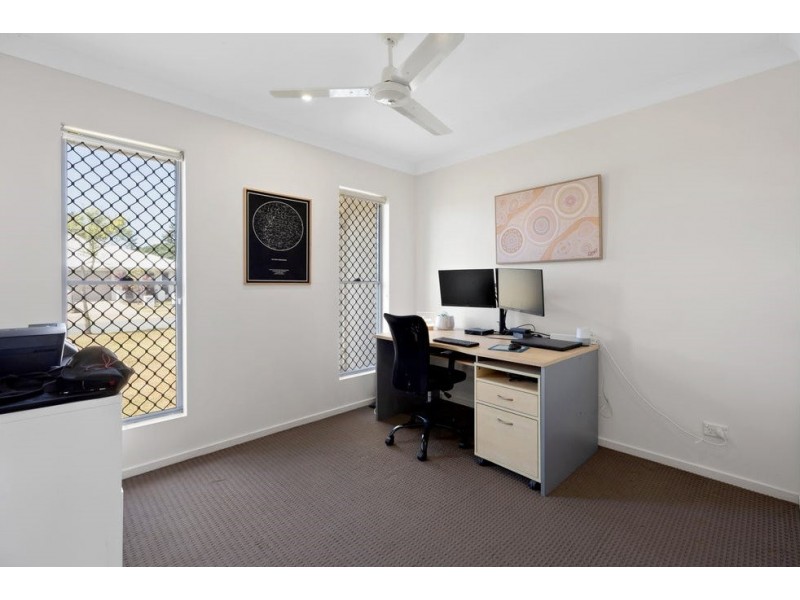 8 Westaway Crescent, Andergrove QLD 4740