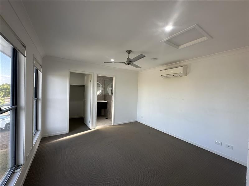 45 Makybe Diva Drive, Ooralea QLD 4740