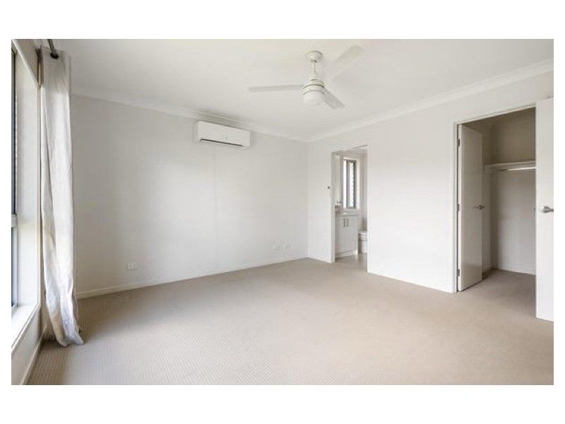 11 Hinze Circuit, Rural View QLD 4740