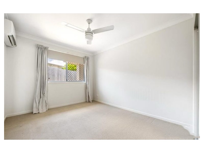 11 Hinze Circuit, Rural View QLD 4740