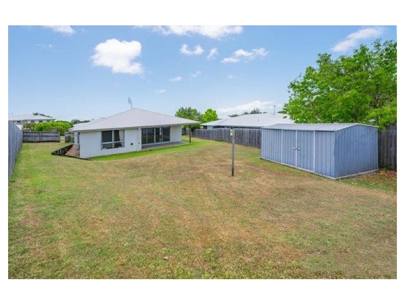 11 Hinze Circuit, Rural View QLD 4740