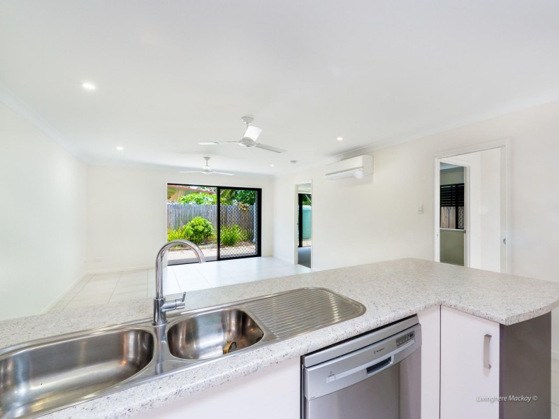 Unit 2/12 Kierra Drive, Andergrove QLD 4740
