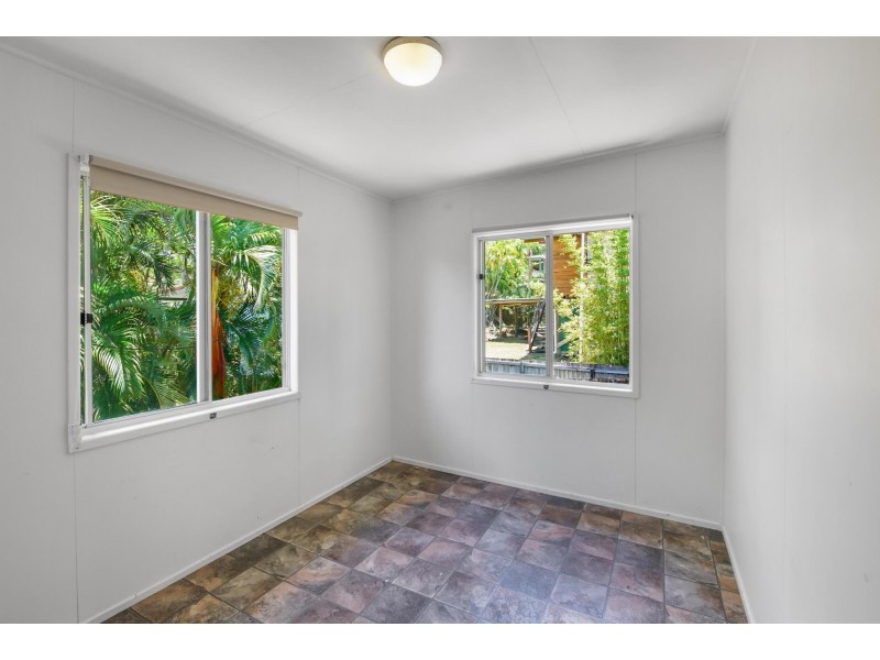 21 Mowlam Street, Eimeo QLD 4740