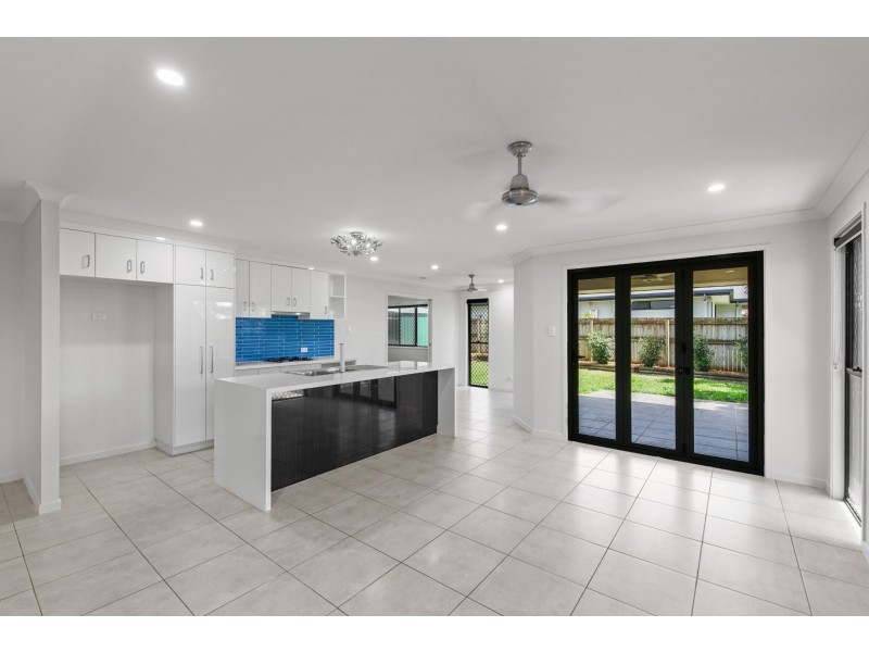 32 Sonoran Street, Rural View QLD 4740