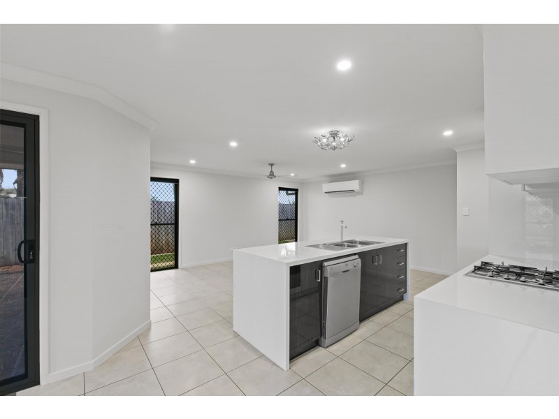 32 Sonoran Street, Rural View QLD 4740