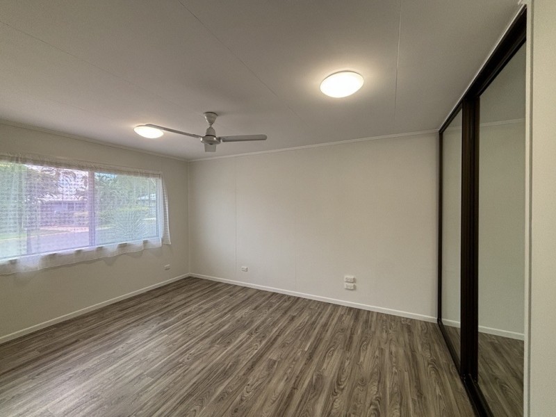 2 Harris Court, Moranbah QLD 4744