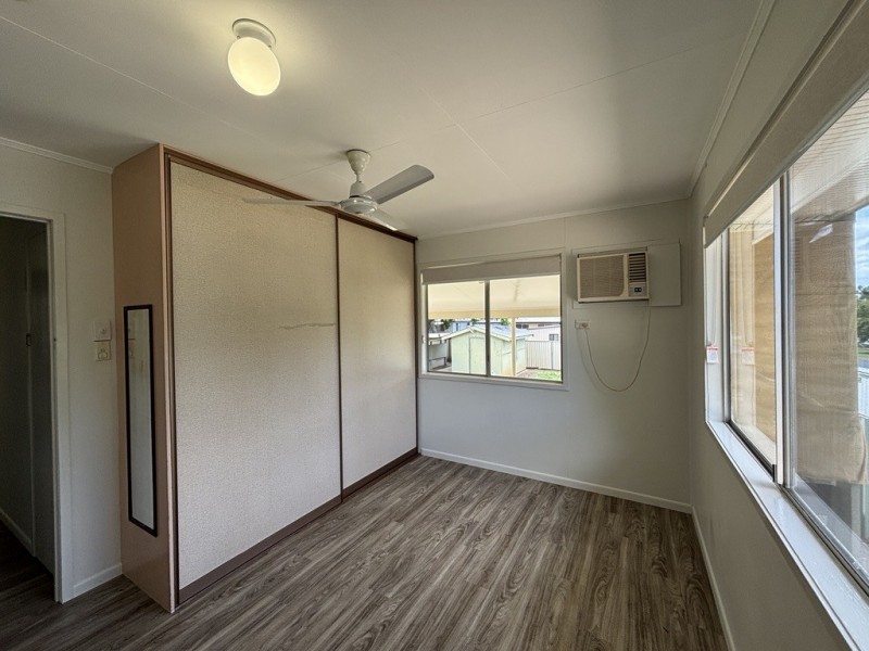 2 Harris Court, Moranbah QLD 4744
