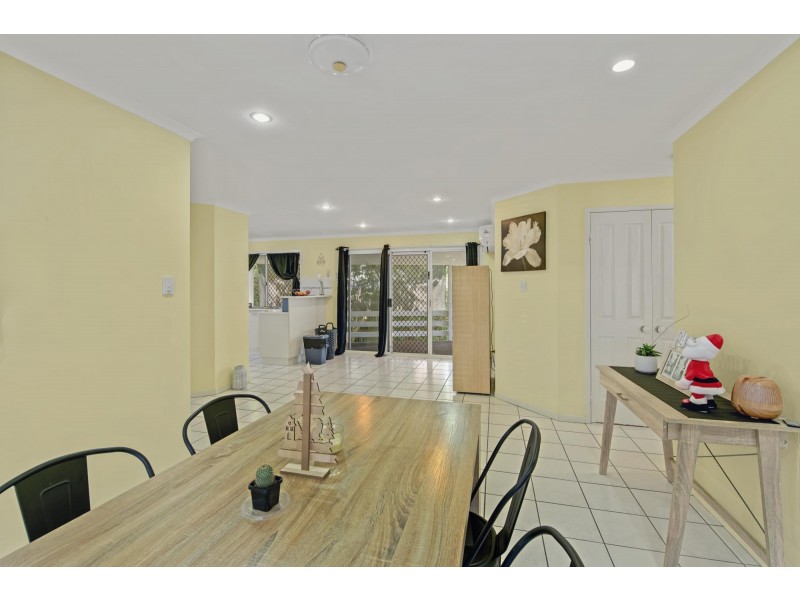 1 Hanlon Way, Rural View QLD 4740
