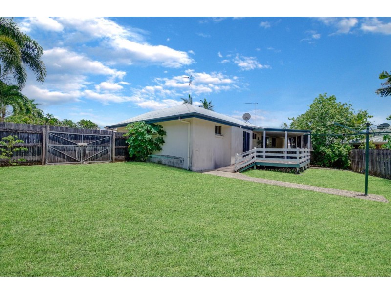 1 Hanlon Way, Rural View QLD 4740