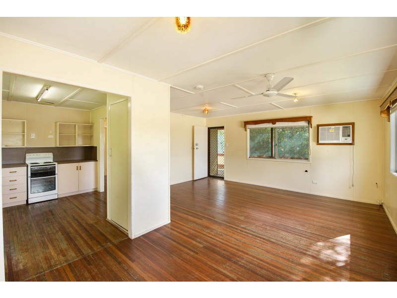 51 Beresford Crescent, Dysart QLD 4745