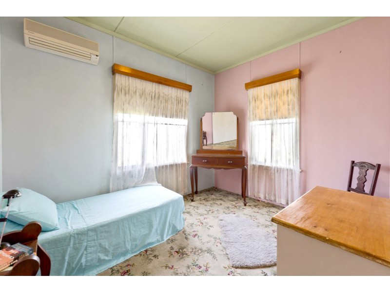 38 Mary Street, West Mackay QLD 4740