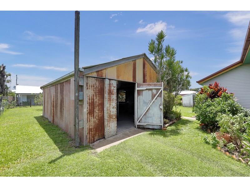 38 Mary Street, West Mackay QLD 4740