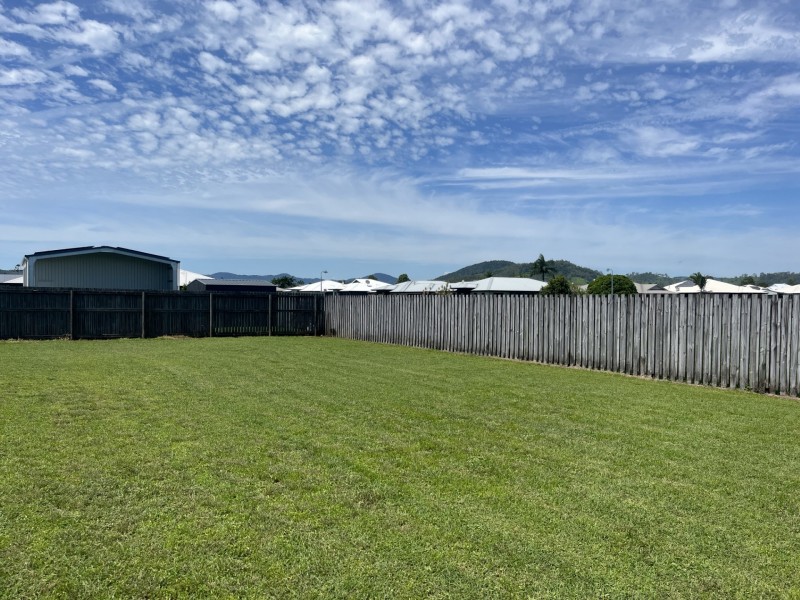 45 Pacific Avenue, Sarina QLD 4737