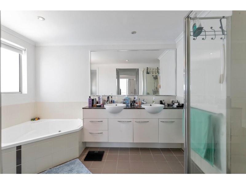 20/8 Breakwater Access, Mackay Harbour QLD 4740