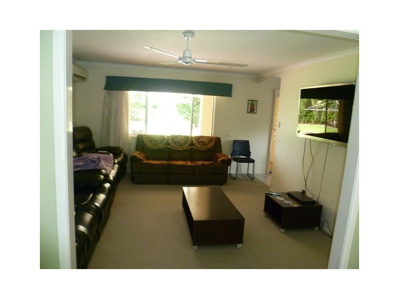 32 Lagoon Street, West Mackay QLD 4740