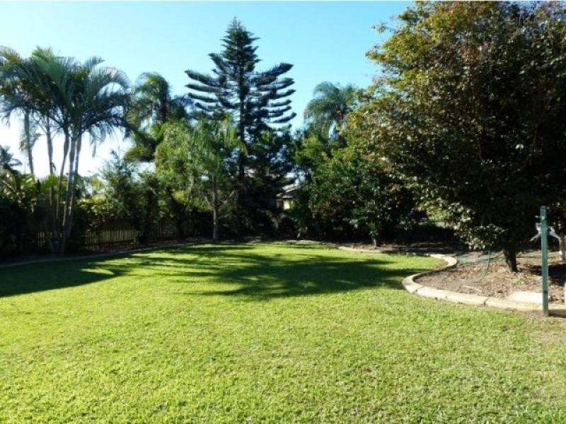 32 Lagoon Street, West Mackay QLD 4740