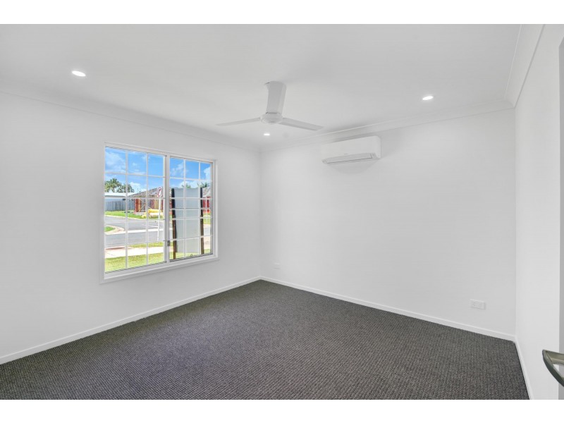 5 Amara Street, Rural View QLD 4740