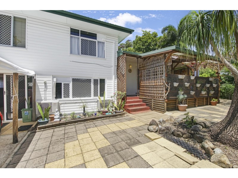 21 Daniel Street, North Mackay QLD 4740
