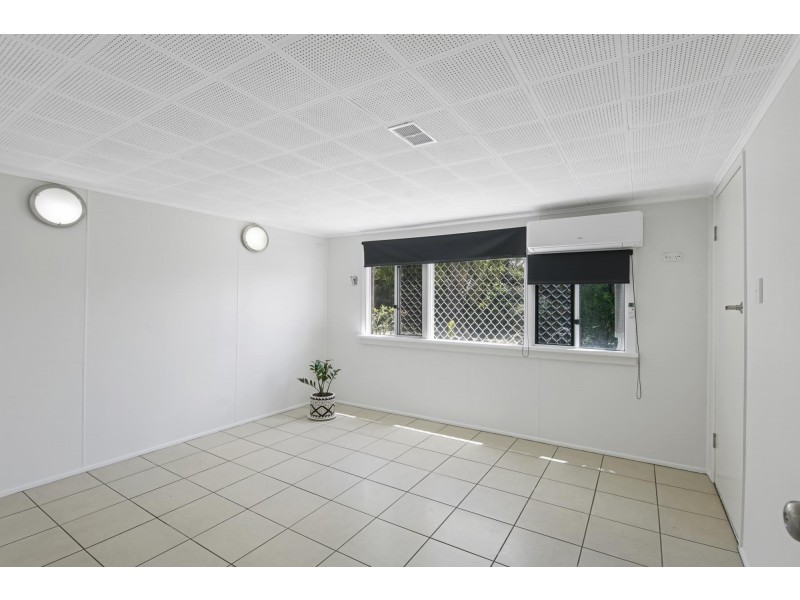 21 Daniel Street, North Mackay QLD 4740