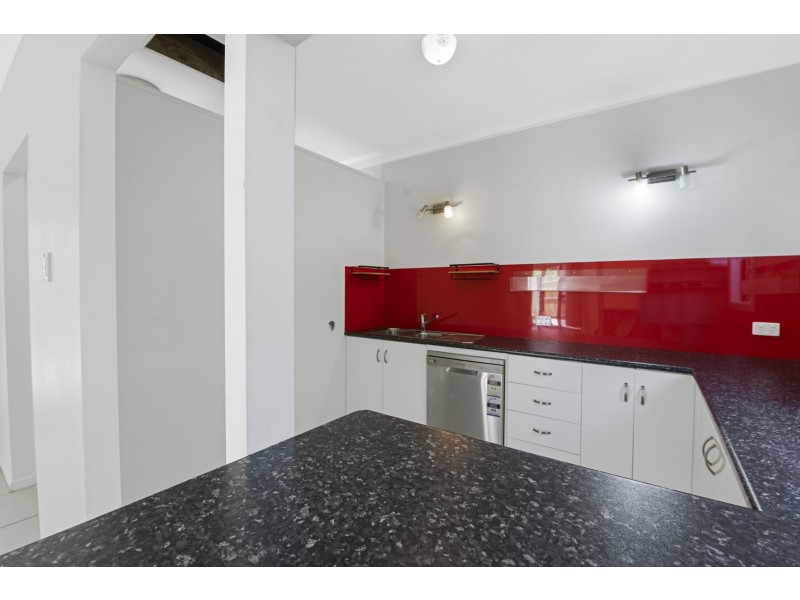 21 Daniel Street, North Mackay QLD 4740