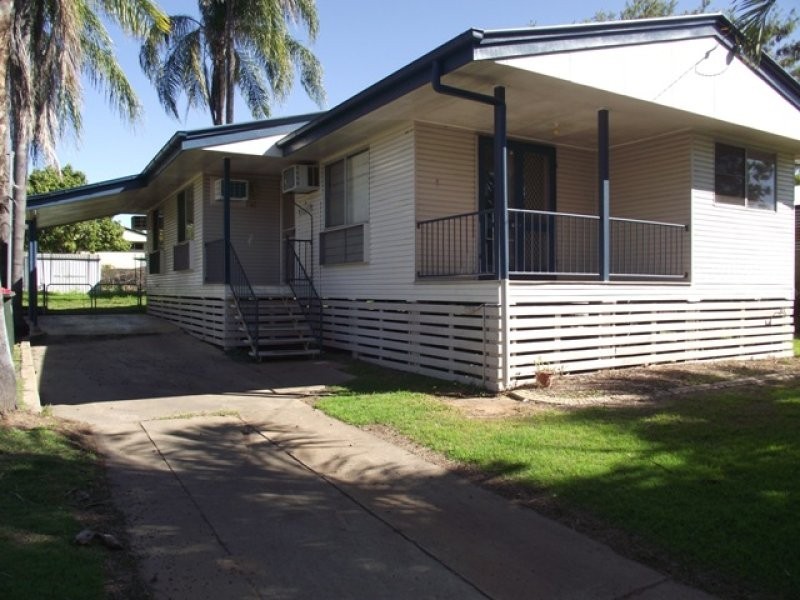 45 Leichhardt Drive, Moranbah QLD 4744