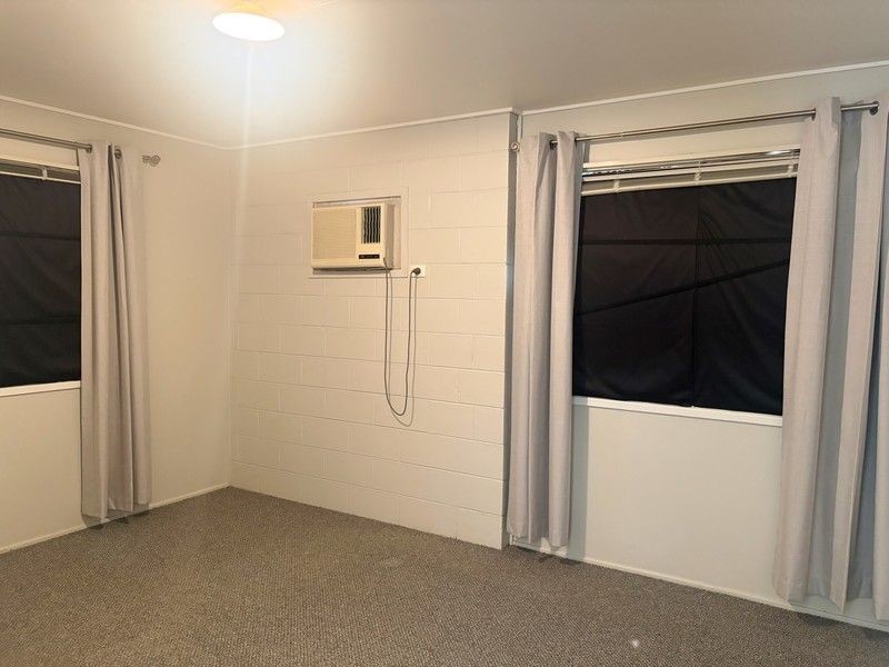 34 Beardmore Crescent, Dysart QLD 4745