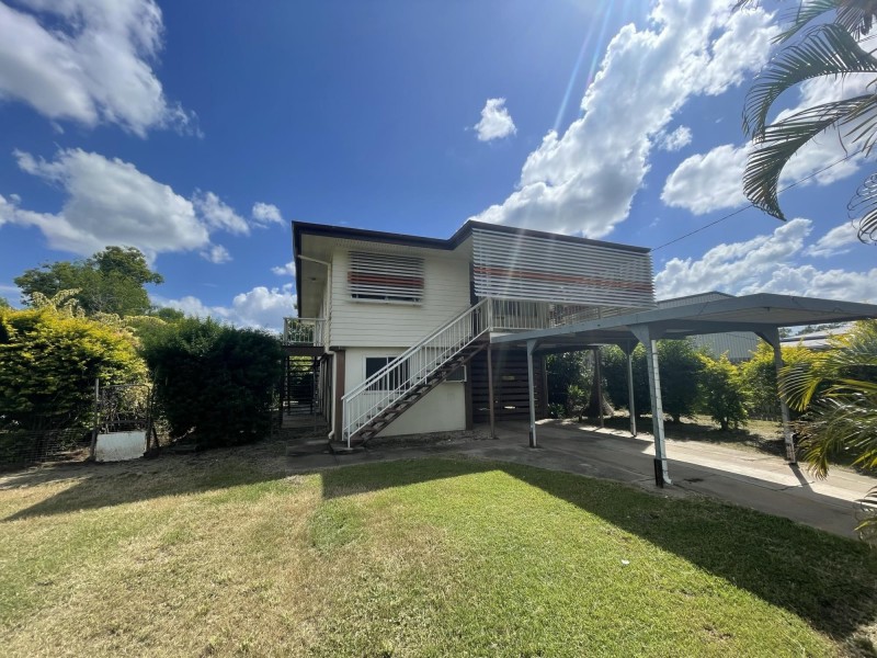 1 Eales Street, Dysart QLD 4745