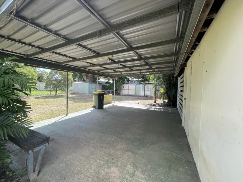 1 Eales Street, Dysart QLD 4745