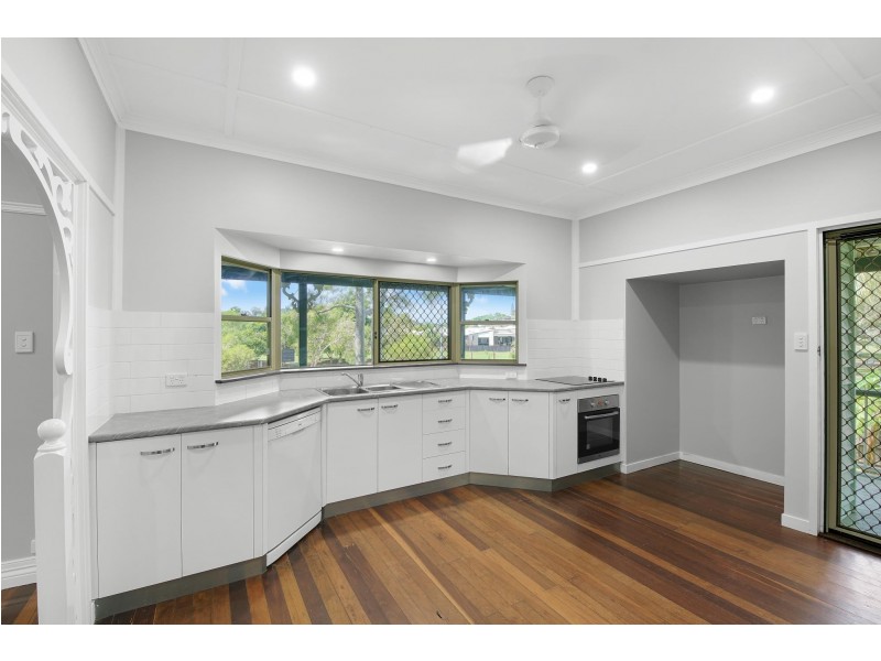 36 Amstead Street, Eimeo QLD 4740