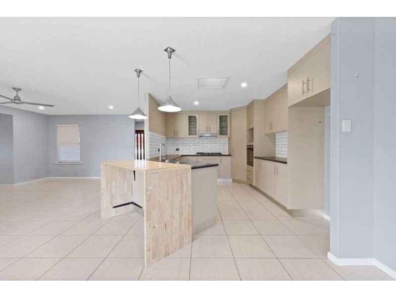 38 Companion Way, Bucasia QLD 4750